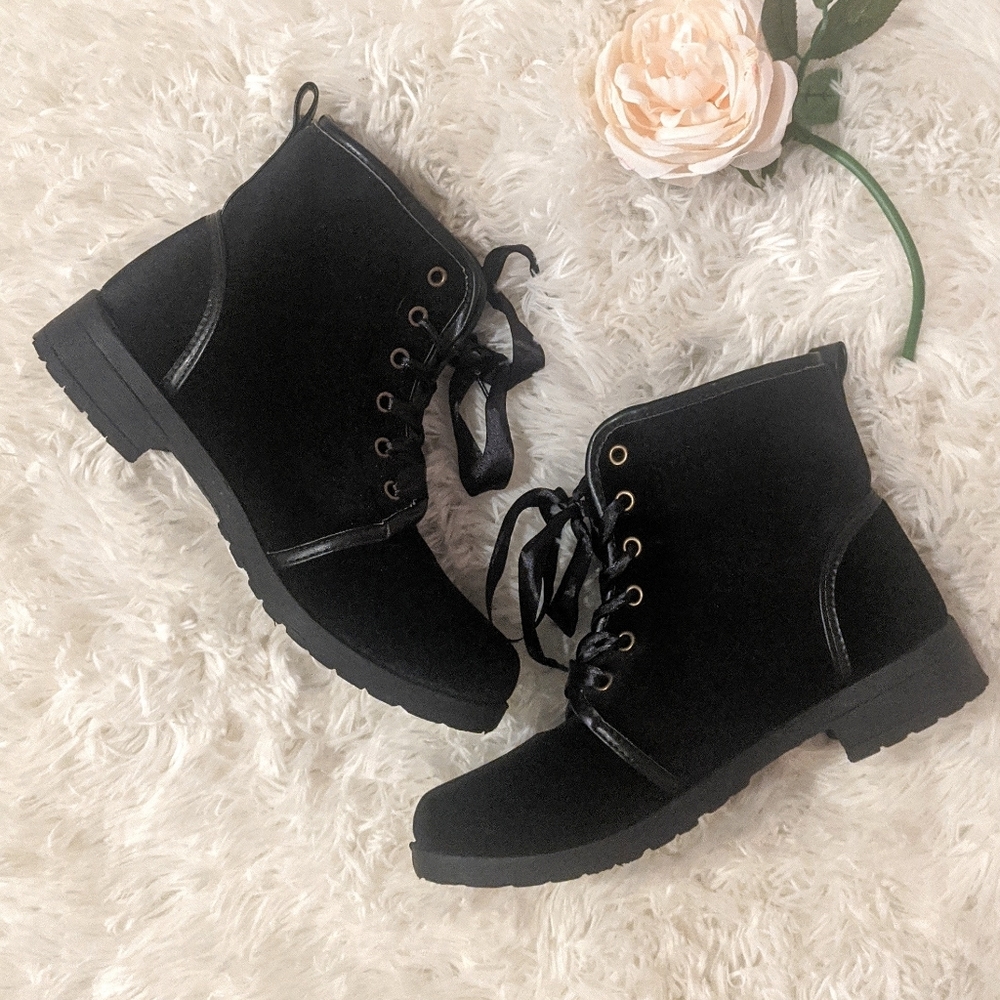 BLACK VELVET COMBAT BOOTS